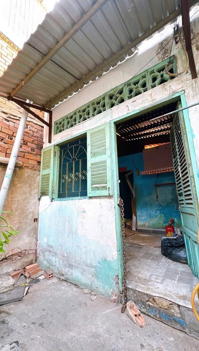 NHÀ NÁ TIỆN XÂY SỬA