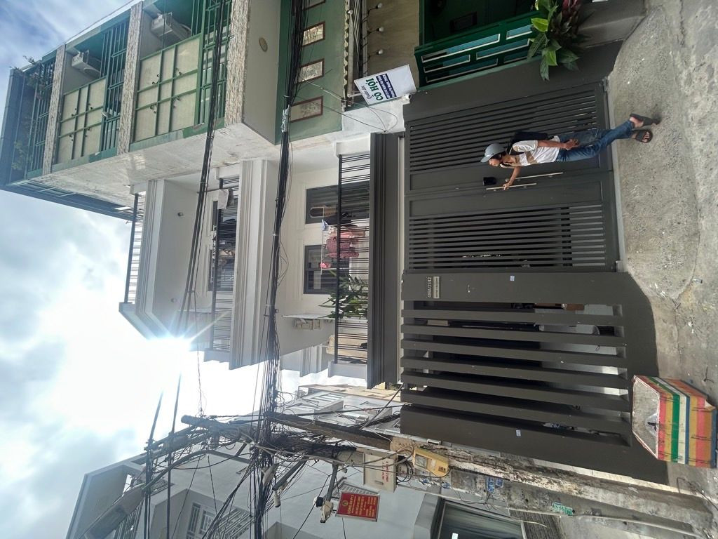 Bán căn hộ dịch vụ huỳnh văn bánh
