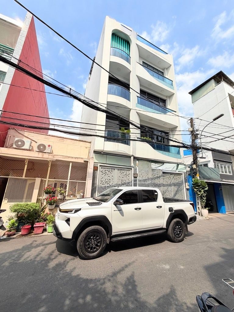 SIÊU HIẾM Q. 10 – HẺM 10M NHỰA – 60M2 - NGANGG 4,5M  – XÂY DỰNG 5 TẦNG – GẦN ĐH BÁCH KHOA