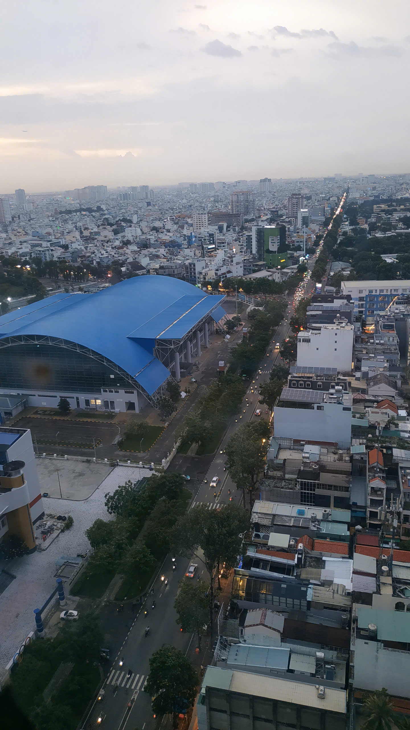 BÁN CĂN GÓC XI GRAND COURT QUẬN 10 - 105M2 - 3PN, 3WC - LẦU CAO, VIEW ĐẸP - SỔ HỒNG RIÊNG