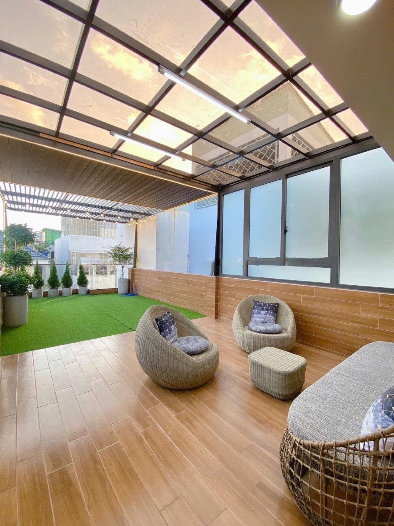 Sang nhượng gấp nhà 62,5m2 Nguyễn Trãi, P14, Q5. Gần chợ Kim Biên, giá 3 tỷ590tr sổ hồng riêng