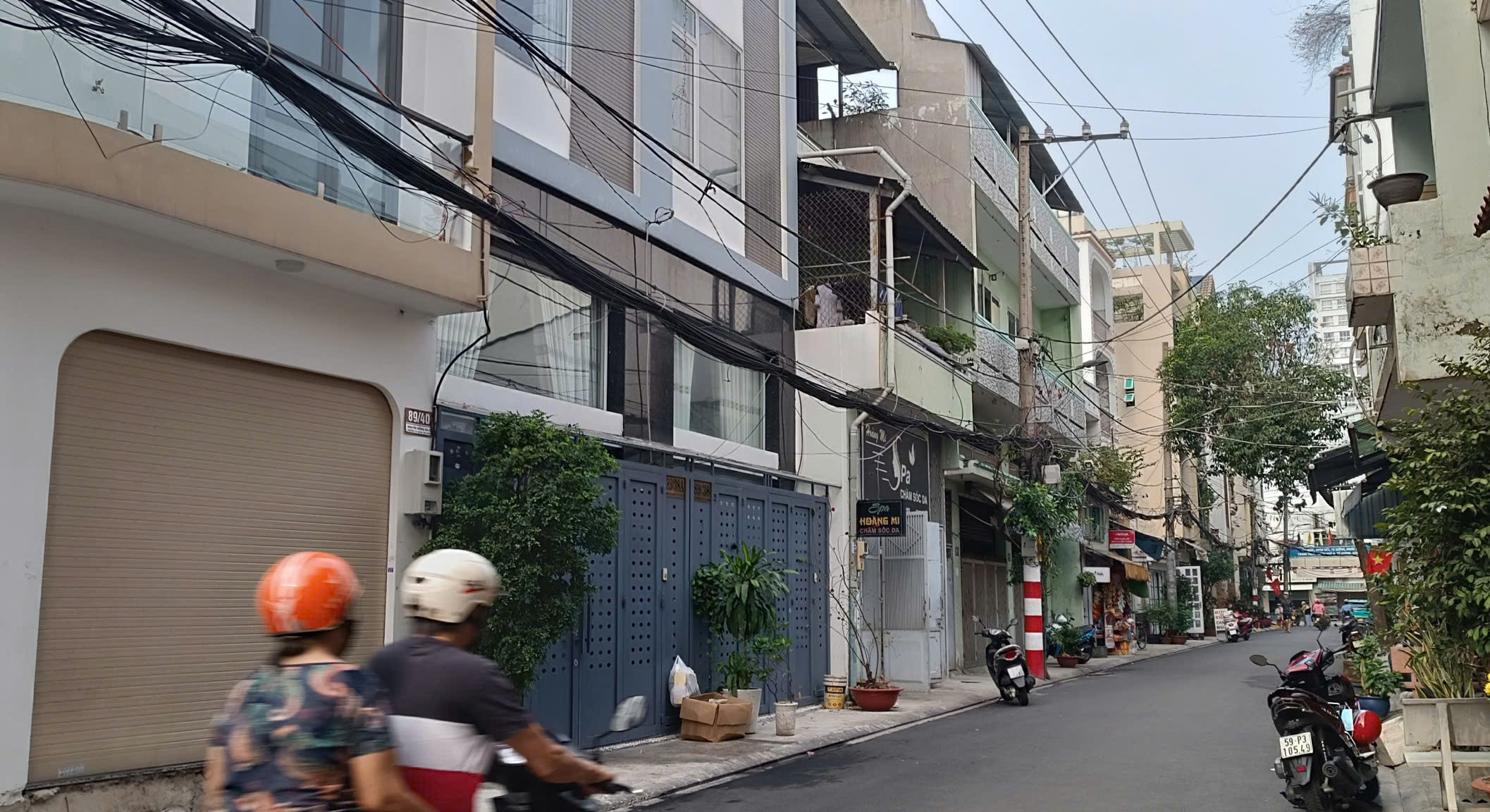 Nhà hẻm xe hơi thông, Nguyễn Hồng Đào, Bàu Cát, 5.6 tỷ
