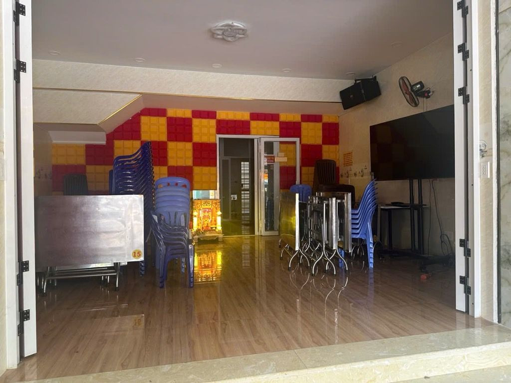 ( QUẬN 8 ) BẾN BÌNH ĐÔNG .SIÊU PHẨM SHOPHOUSE KINH DOANH CỰC ĐỈNH - VỊ TRÍ TIẾP GIÁP TẤT CẢ CÁC QUẬN TRUNG TÂM - 5P VÀO QUẬN 10. CHỦ GẤP BÁN GIẢM MẠNH 14 TỶ CÒN 11, 5 TỶ
