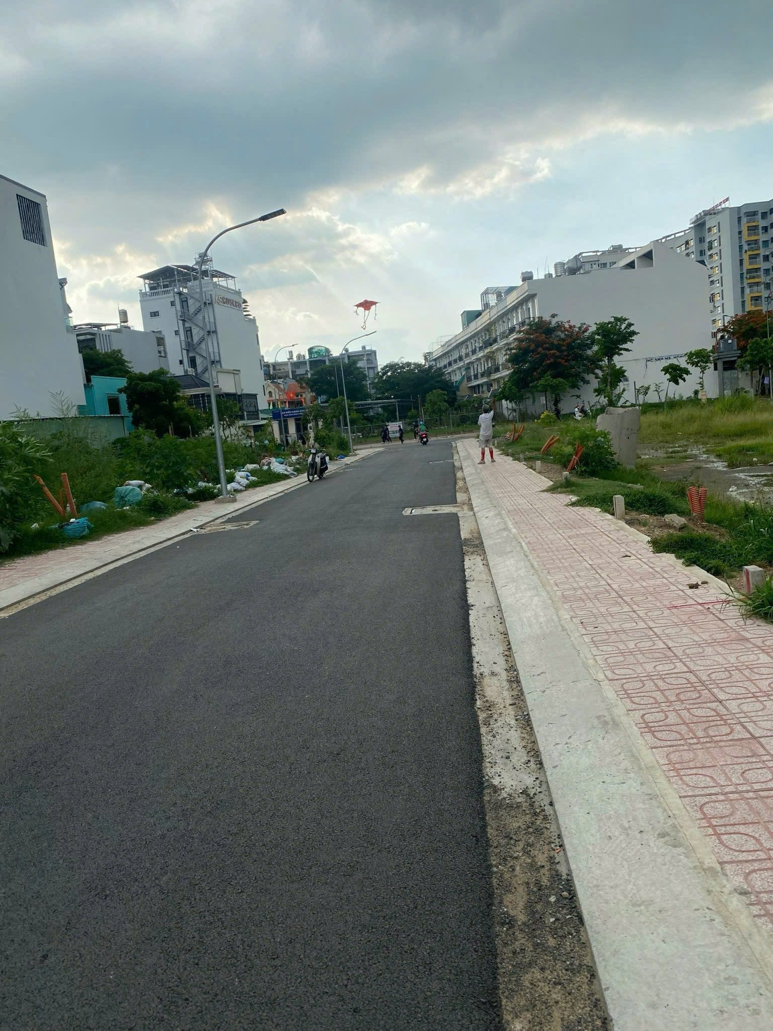 Bán đất phân lô 80m2 giá 2 tỷ 350 triệu Lê Đức Thọ, Phường 15, Gò Vấp.