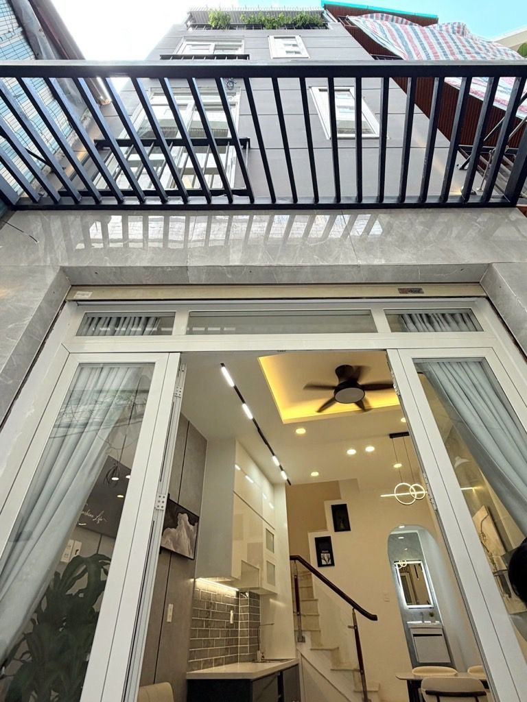 Bán nhà nguyễn văn trỗi, gần sân bay, hoàng công đủ