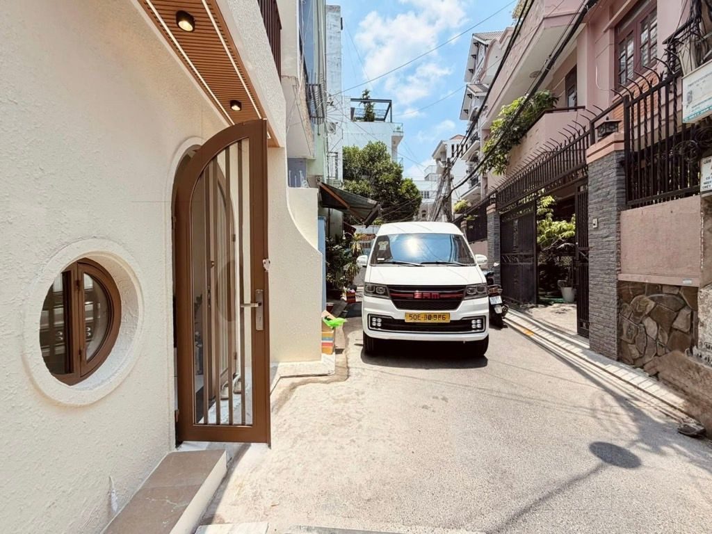 🏩 SIÊU PHẨM HẺM NHỰA XE HƠI TRÁNH NGUYỄN KIỆM P.9 PHÚ NHUẬN - 2 TẦNG LẦU - 2 MẶT TIỀN TRƯỚC SAU - VỪA Ở VỪA KINH DOANH - 3PN 4WC FULL NỘI THẤT - DT 45M² HOÀN CÔNG ĐỦ - HƠN 7 TỶ TL