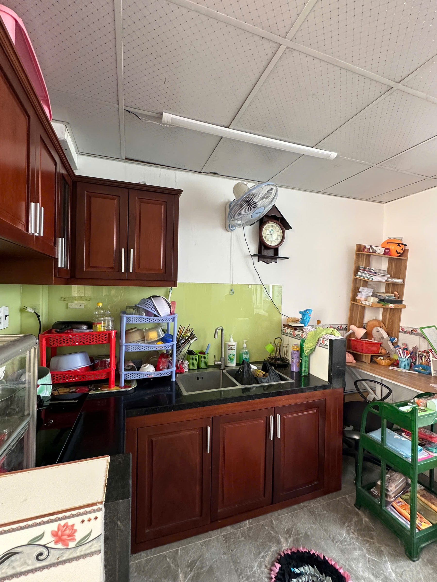 Bán Nhà 13 phòng - Ngang 5,2M - 103M2 - Ngay chợ Phạm Văn Bạch - Tân Bình - Giá 12.499 Tỷ