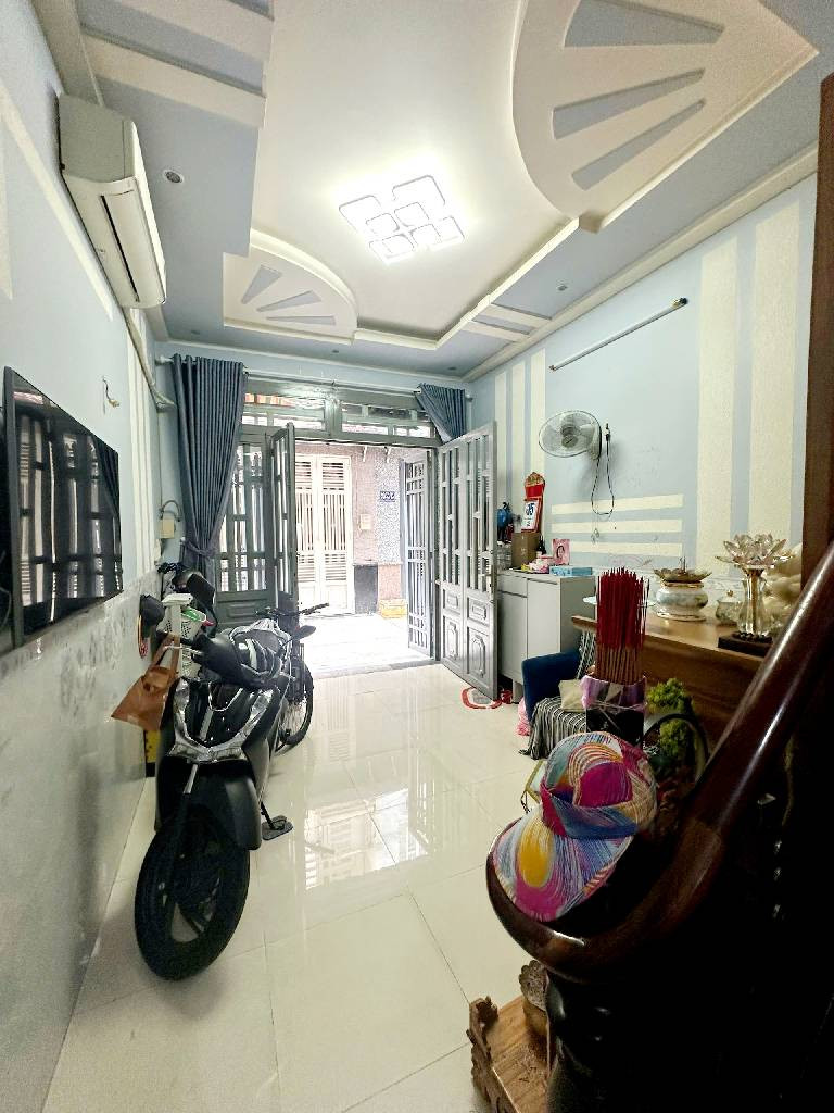 (QUẬN 8) SIÊU PHẨM - 40M2 - HẺM XE HƠI 4M - SÁT MẶT TIỀN ĐƯỜNG - TRƯƠNG ĐÌNH HỘI - PHƯỜNG 16 - QUẬN 8 - THÍCH HỢP MUA NHÀ ĐÓN TẾT Ở HAY CHO THUÊ.
