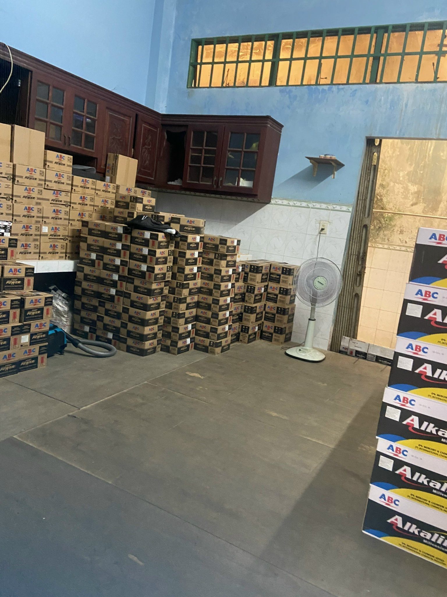 BÁN NHÀ MẶT TIỀN NỘI BỘ AN DƯƠNG VƯƠNG QUẬN 8 72M2 3 TẦNG Ở NGAY 8.9 TỶ
