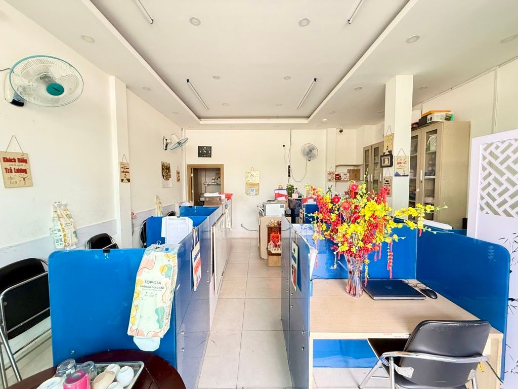Bán mặt tiền bình thạnh konh doanh