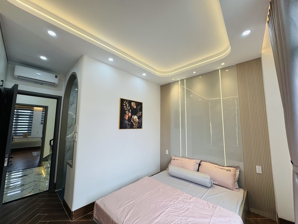 Bán Nhà Hẻm Tô Ngọc Vân An Hội Đông Gò Vấp – Nhà 5 Tầng Có Gara Ô Tô, Full Nội Thất Cao Cấp