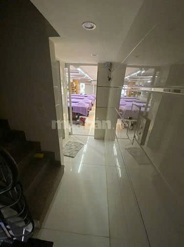 Bán Nhà Mặt Tiền 49 Huỳnh Văn Bánh, P17, Phú Nhuận