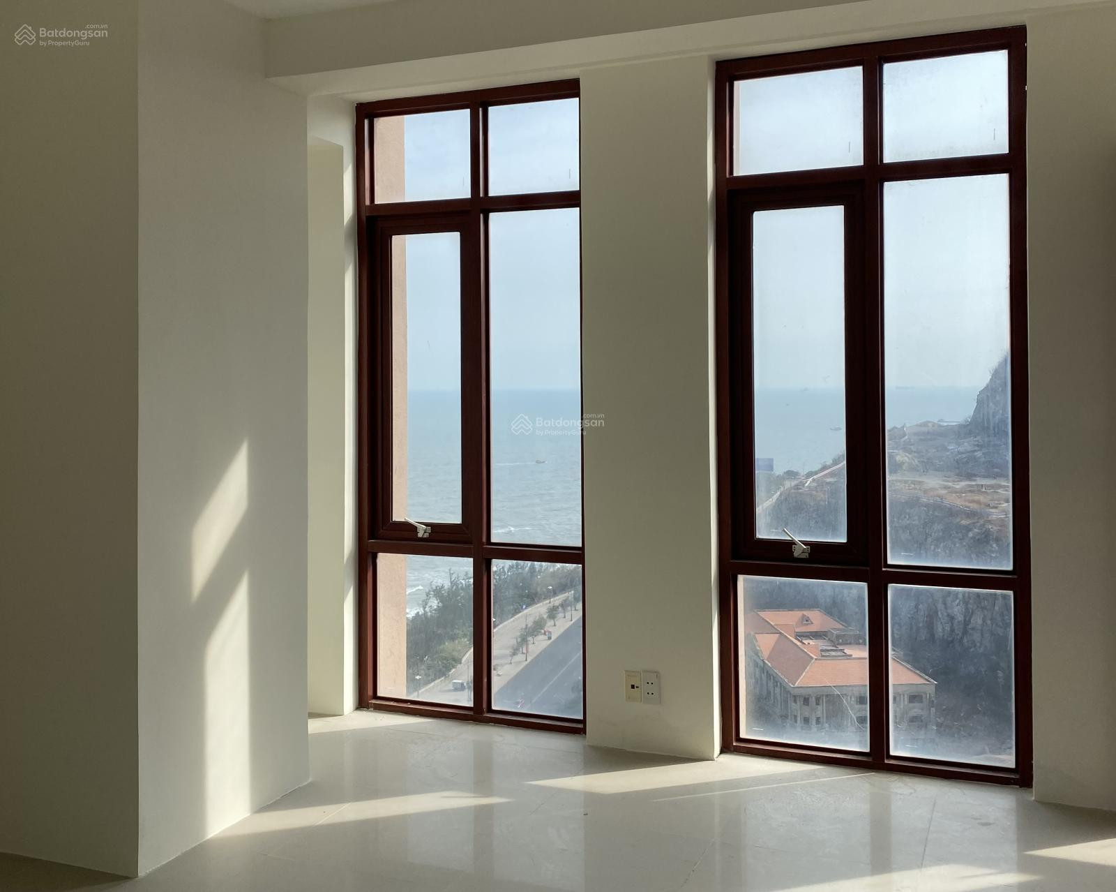 🔥 "TUYỆT TÁC SÁT BIỂN THÙY VÂN" CĂN HỘ 2PN SƠN THỊNH 1 – DIỆN TÍCH KHỦNG 106M² TẦNG CAO – VIEW ĐÔNG NAM LỘNG GIÓ – CÁCH BIỂN 50M – GIÁ TRỌN GÓI 5 TỶ 🔥