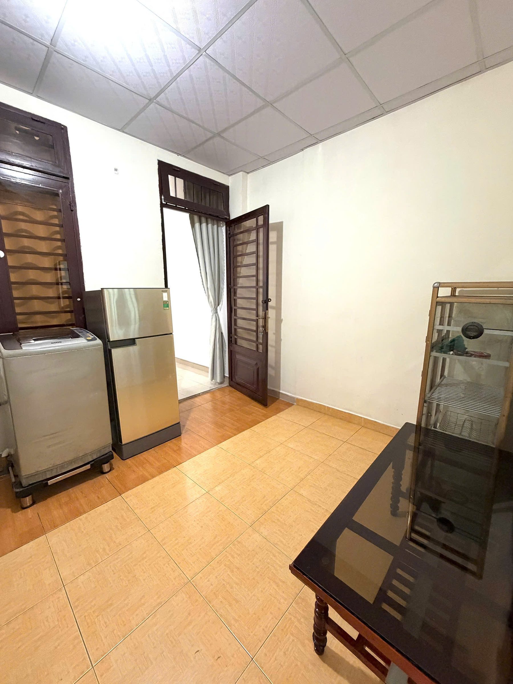 CHO THUÊ PHÒNG TRỌ - Khu vực nhà ở quân đội, an ninh yên tĩnh, chính chủ.
phòng 38m2 giá 6.5 triệu tại - Chọn - Phường 22 Quận Bình Thạnh TP.HCM