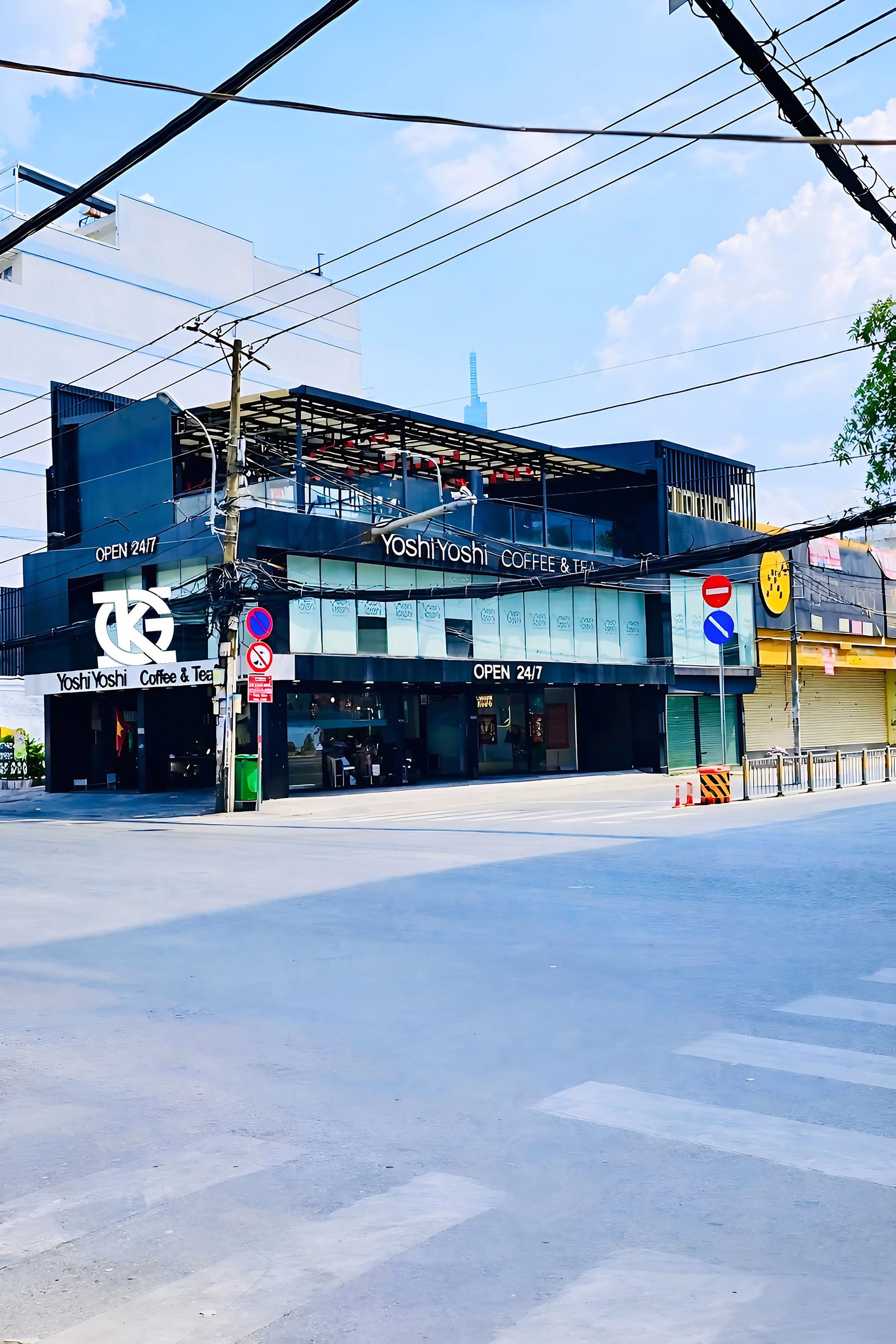 ❇️❇️ Cho Thuê Nhà GÓC 2MT: 76 Ung Văn Khiêm + Nguyễn Gia Trí - Quận Bình Thạnh - 9x19m, 3 tầng