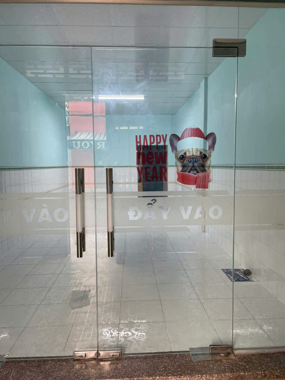 Cho thuê nhà mặt tiền ngay trung tâm TP Bến Tre.Nhà có gác lửng