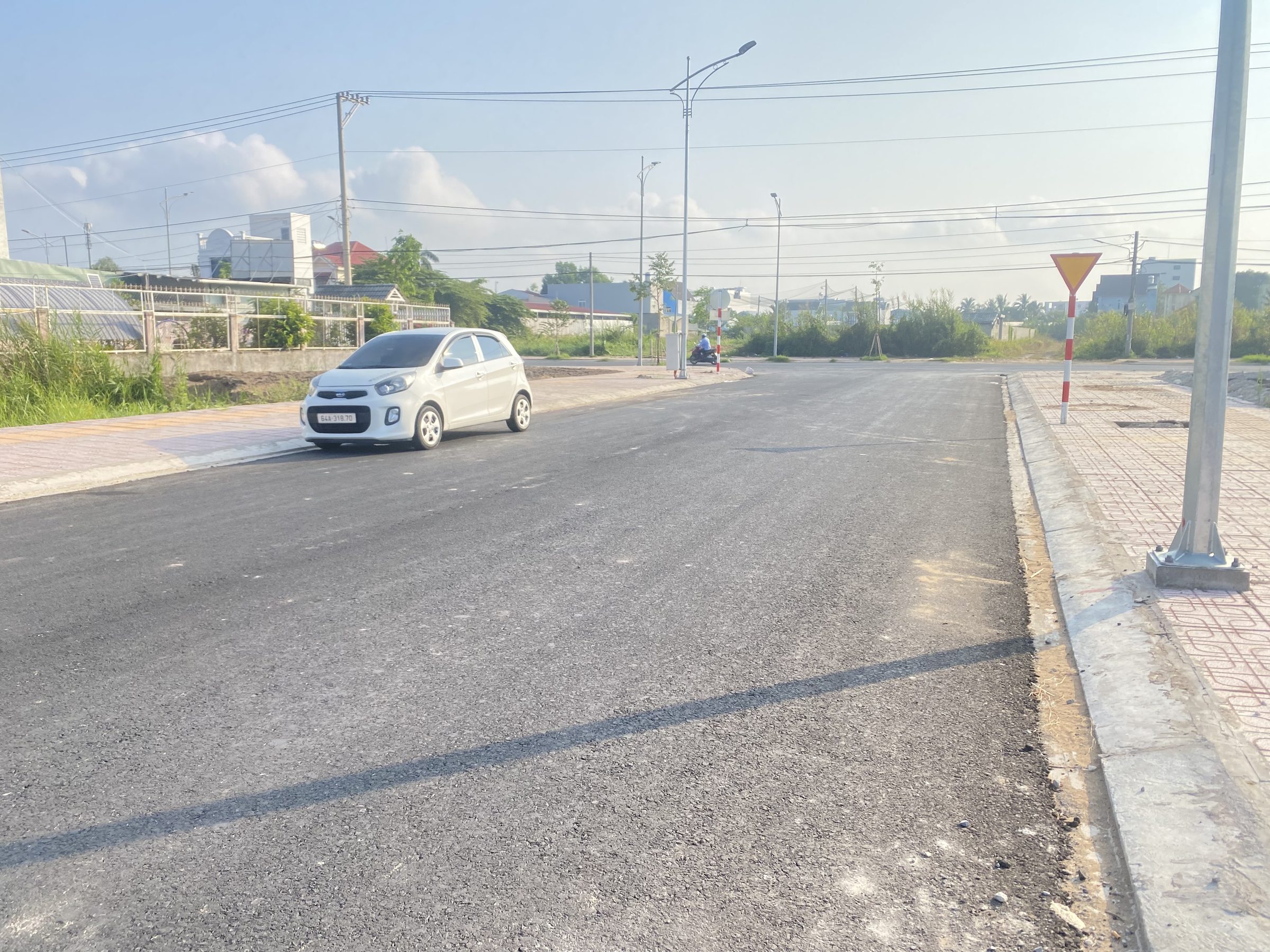 BÁN NỀN MẶT TIÊN ĐƯỜNG VÀO TRƯỜNG MẦM NON 3 - P PHƯỚC HẬU