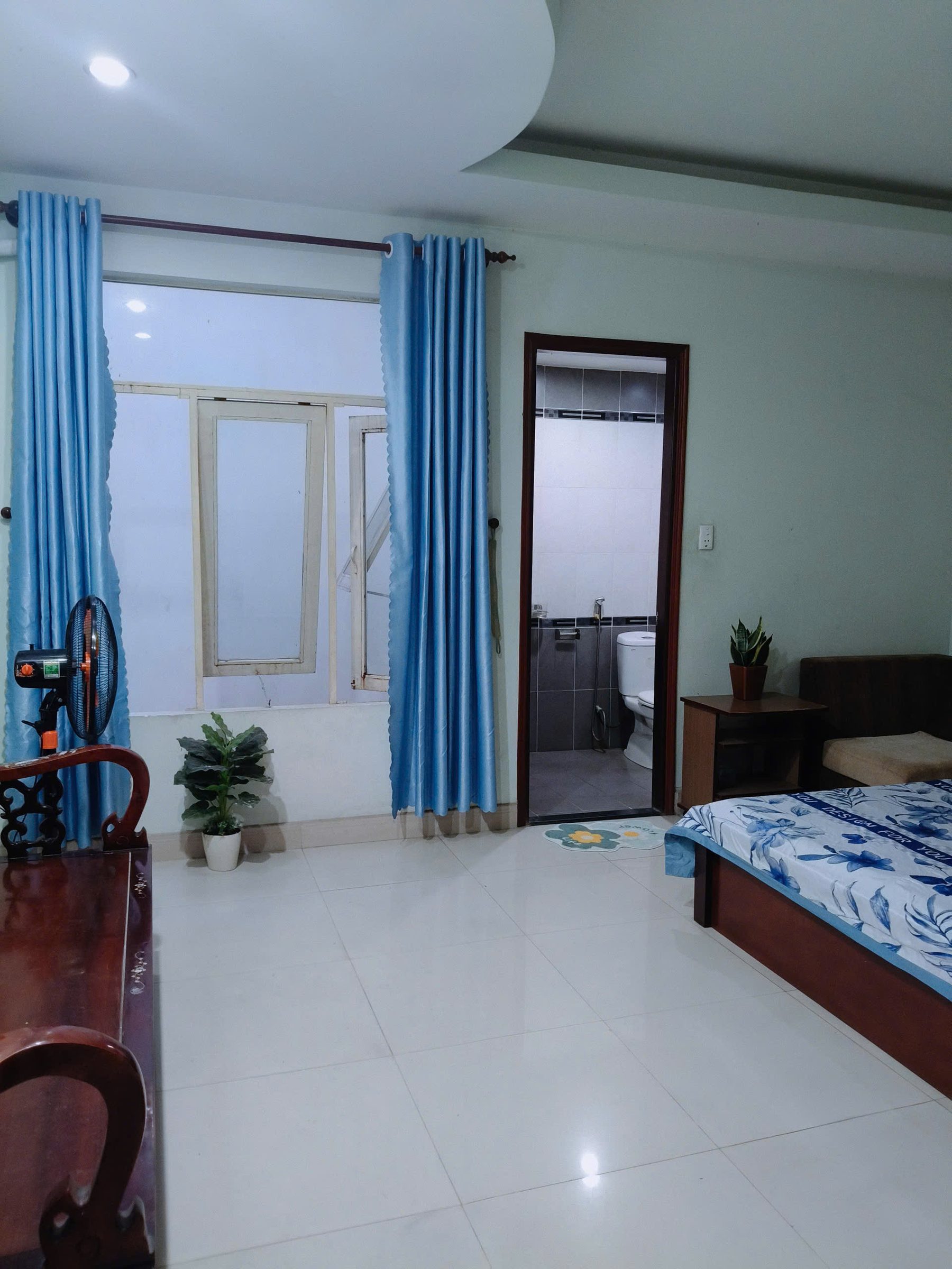 Cho thuê phòng - Đầy đủ nội thất, tiện nghi - Chủ nhà thân thiện, hiếu khách