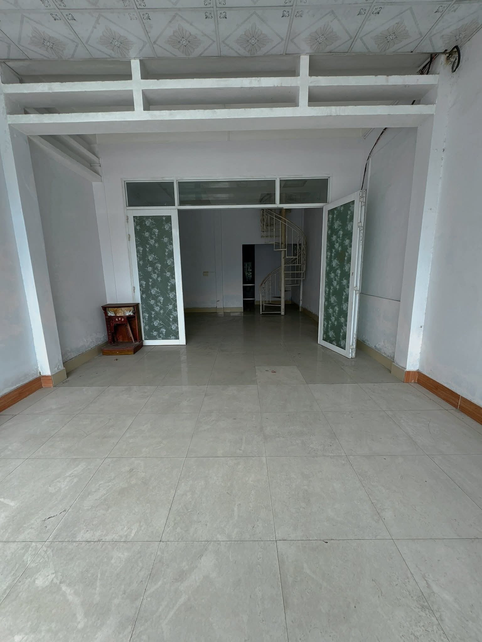 Cho thuê nhà 1 trệt 1 lầu gần chợ Phường 6,TP Bến Tre cũ