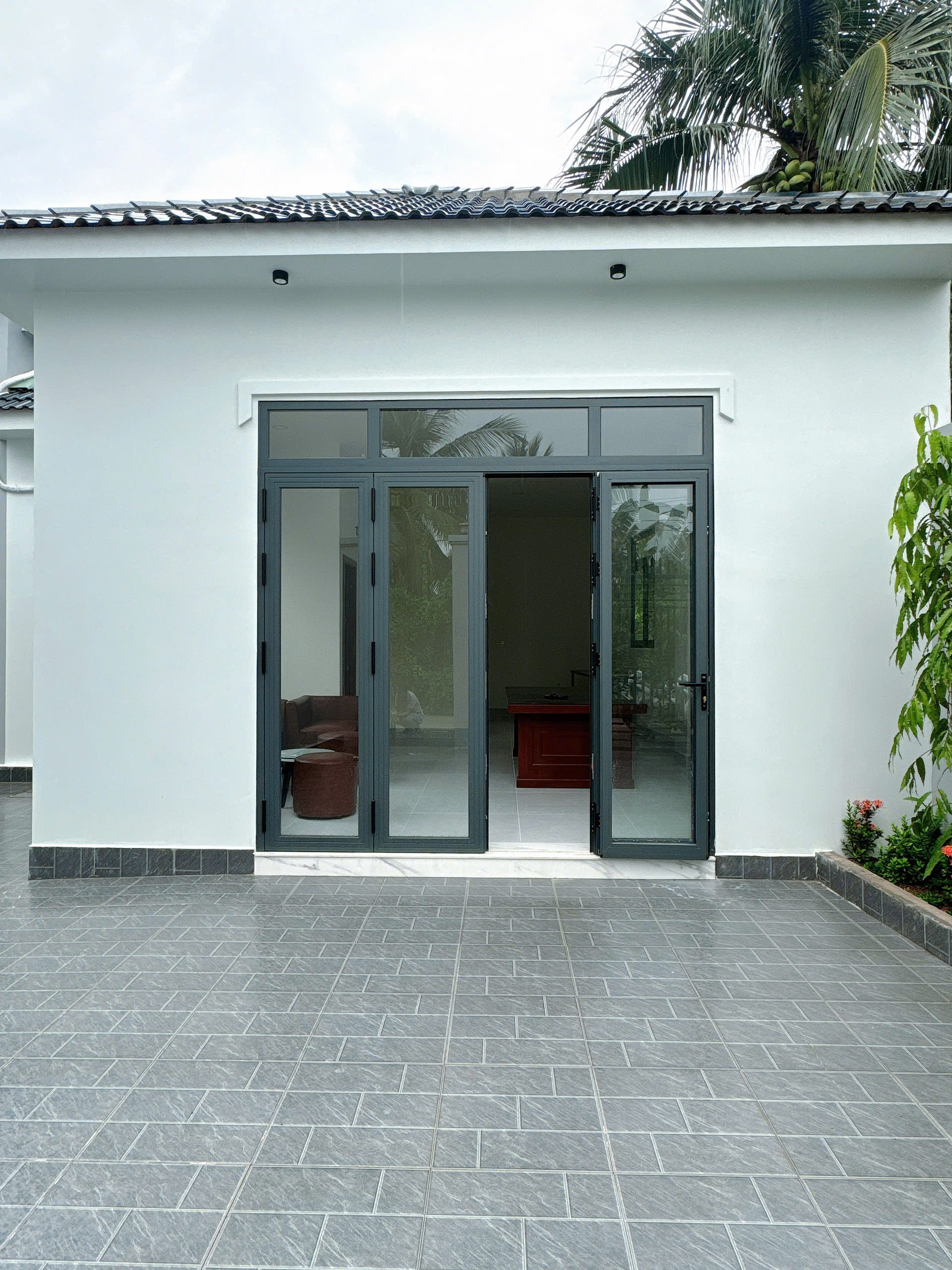 Cho thuê  nhà mới xây phường 6. Đường oto tải tới nhà