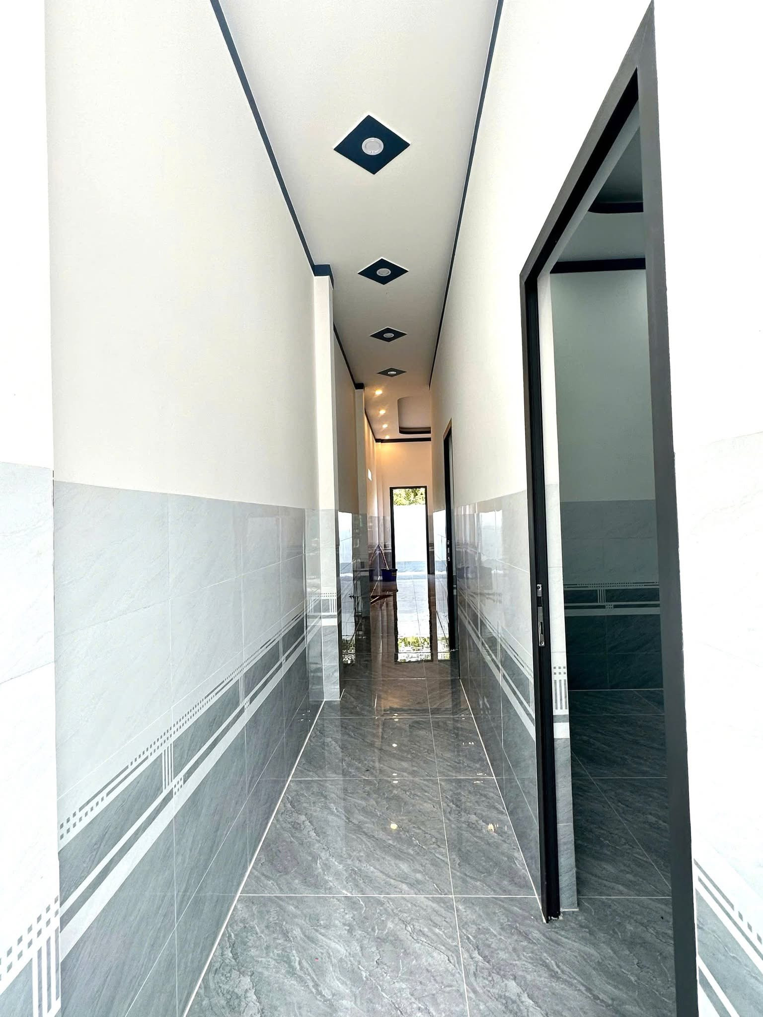 Nhà mới xây, khu bến xe bạc liêu