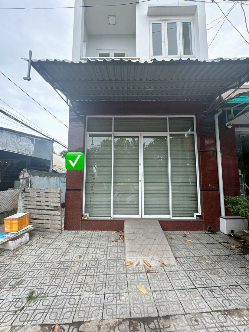 Cho thuê nhà 1 trệt 1 lầu mặt tiền đường Nguyễn Văn Tư Phường 7