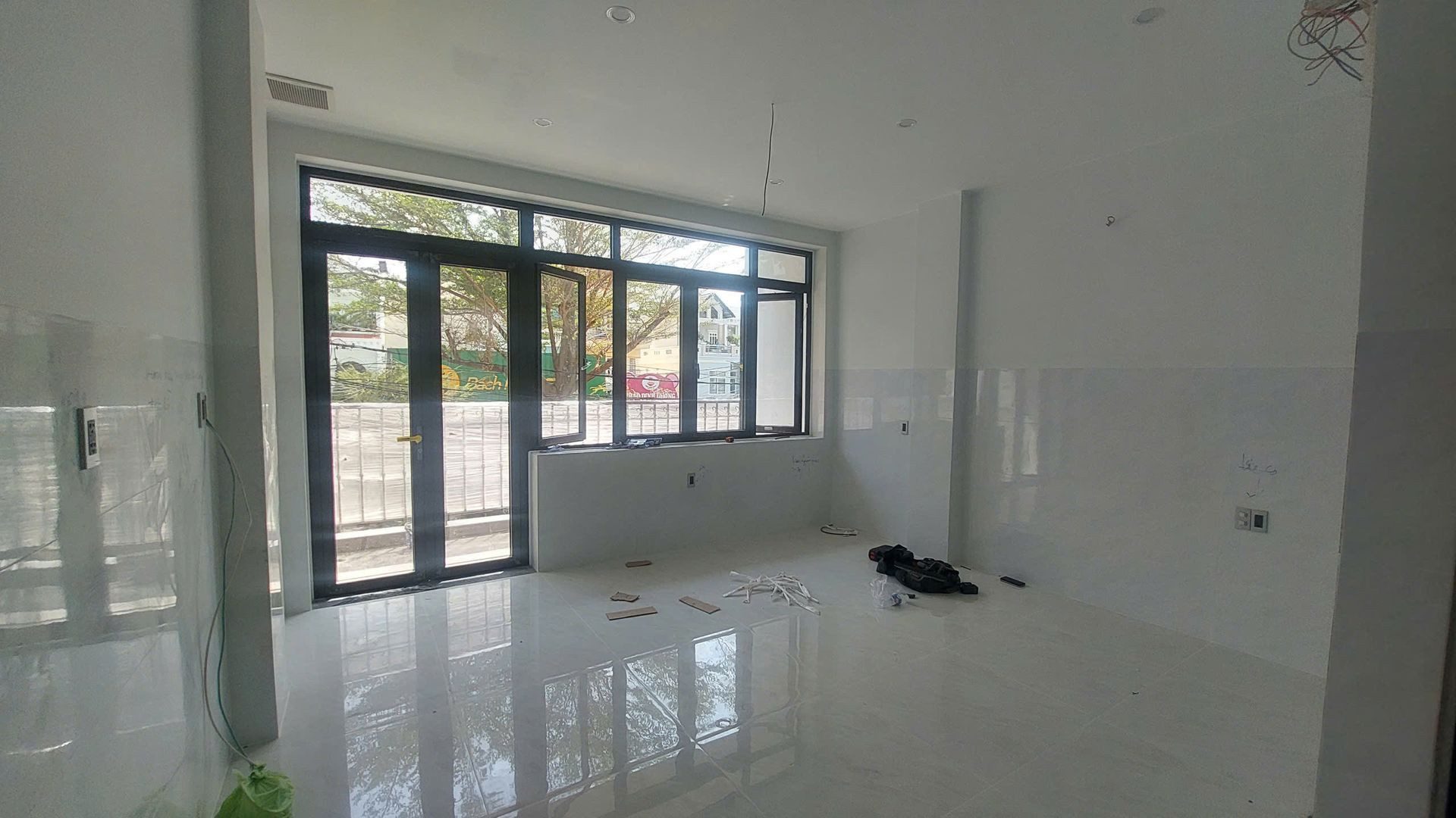 CHO THUÊ NHÀ NGUYÊN CĂN Trương Công Định, 4 lầu, 8 phòng
