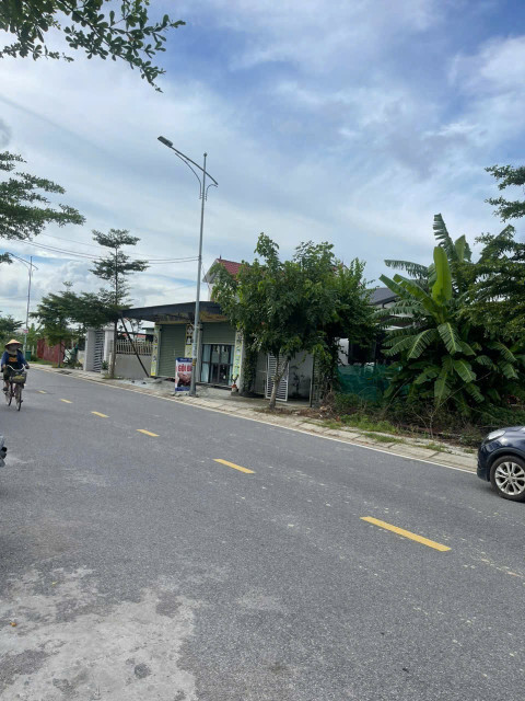 X Bán đất 60.3m² ngang 4,15m. mặt đường nhựa  9m . giá 1.89 tỷ Phường An Dương( Quốc Tuấn). liên hệ 0362558882