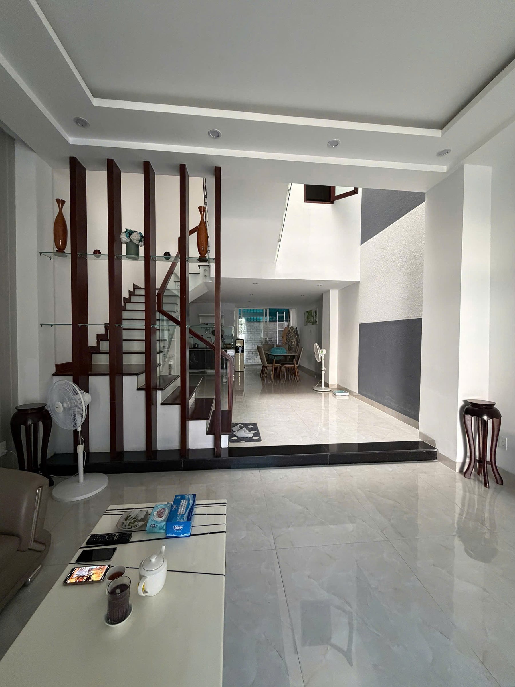 CHO THUÊ NHÀ 3 TẦNG KHU EURO VILLA 1