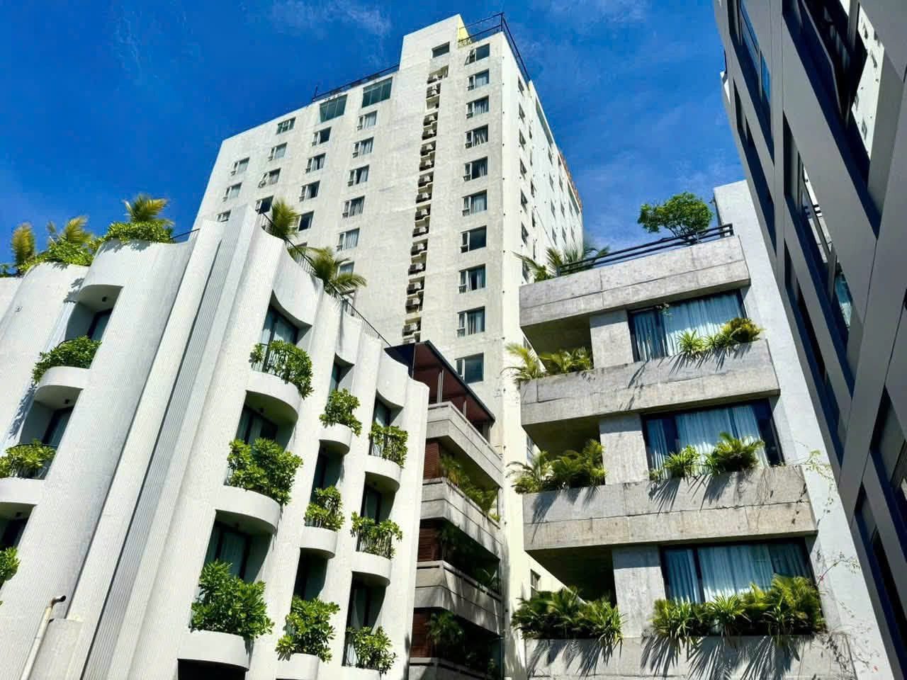 Căn hộ cao cấp 1pn ở 06đường thủ khoa huân, sát chợ hải sản, cách biển mỹ khê 5 phút đi bộ