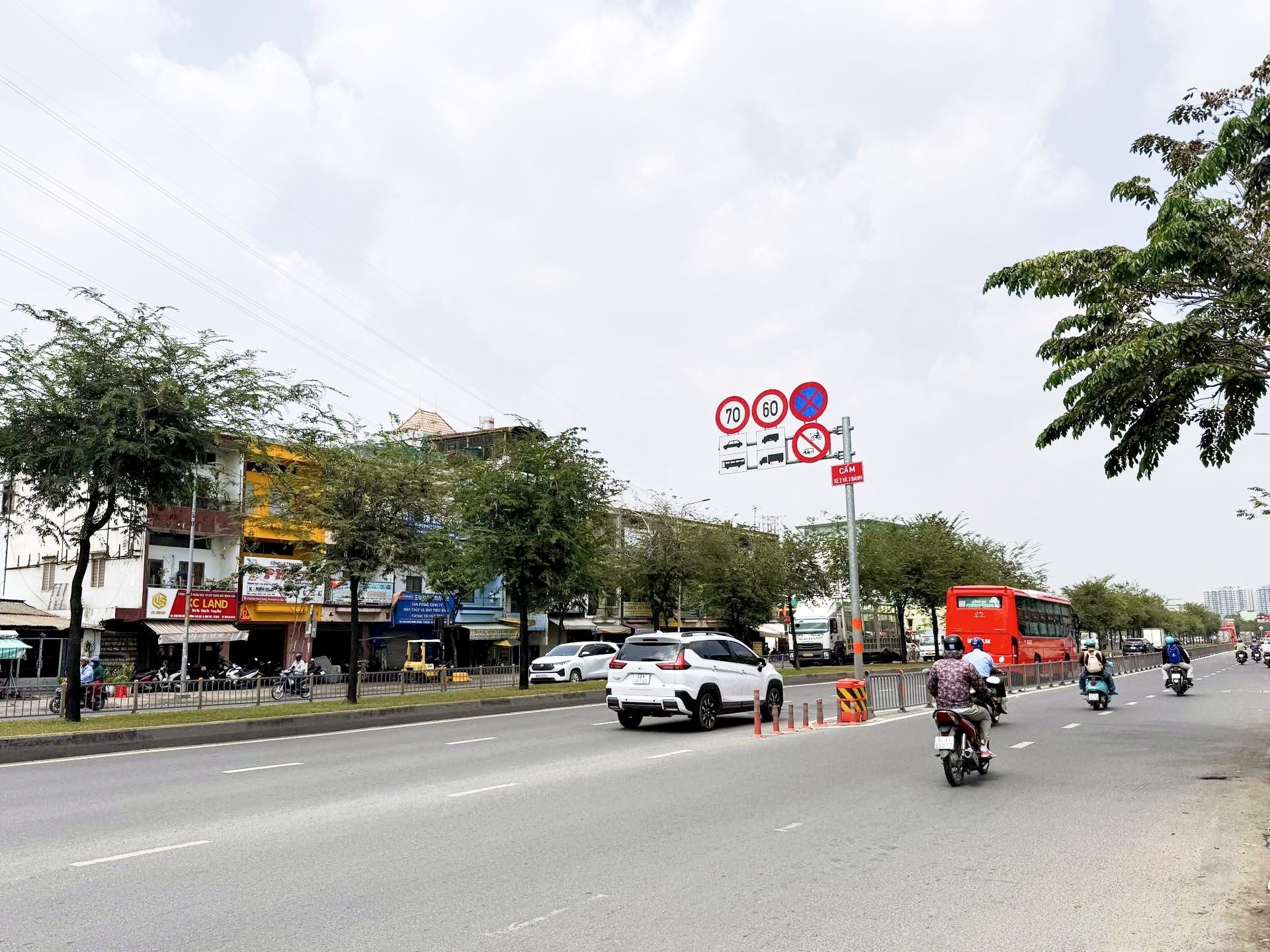 NHÀ HỒ HỌC LÃM – DT 98M² – HẺM XE TẢI NÉ NHAU– GIÁ CHỈ 4,49 TỶ (G48)