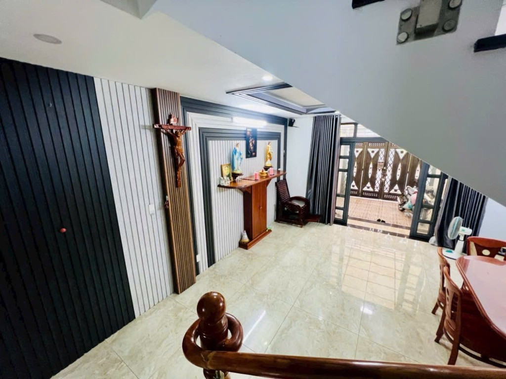 BÁN NHÀ NGUYỄN QUÝ YÊM 80M2 4 TẦNG 7.2 TỶ 4PN ĐƯỜNG 6M AN LẠC BÌNH TÂN