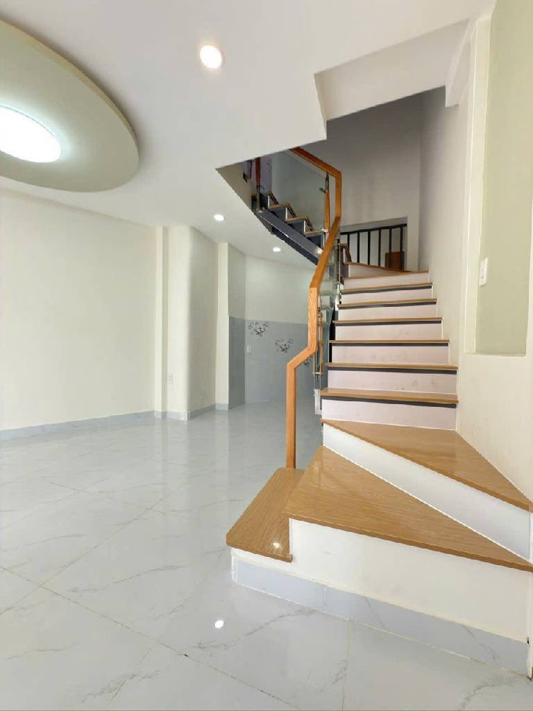 Đi định cư cần bán gấp nhà gần Võ Văn Kiệt P An Lạc (4x14) nở hậu cực phong thủy,giá 4.5 tỷ.