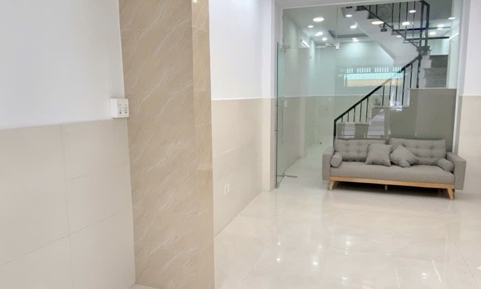 Bán Nhà Gần An Dương Vương hẻm xe tải(56m2) giá 5.4 tỷ.