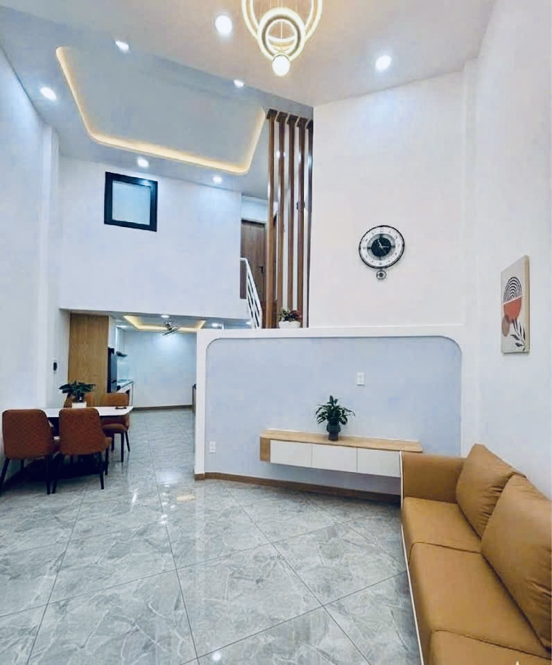 Bán gấp nhà KINH DƯƠNG VƯƠNG AN LẠC vào ở ngay,ô tô đỗ cửa (112M2 )GIÁ  6.3 TỶ