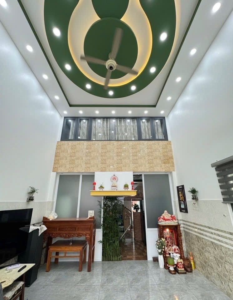 Bán Nhà ngay chợ sát CÔNG VIÊN PHÚ LÂM (60M2)HẺM Ô TÔ – GIÁ 7.7 TỶ