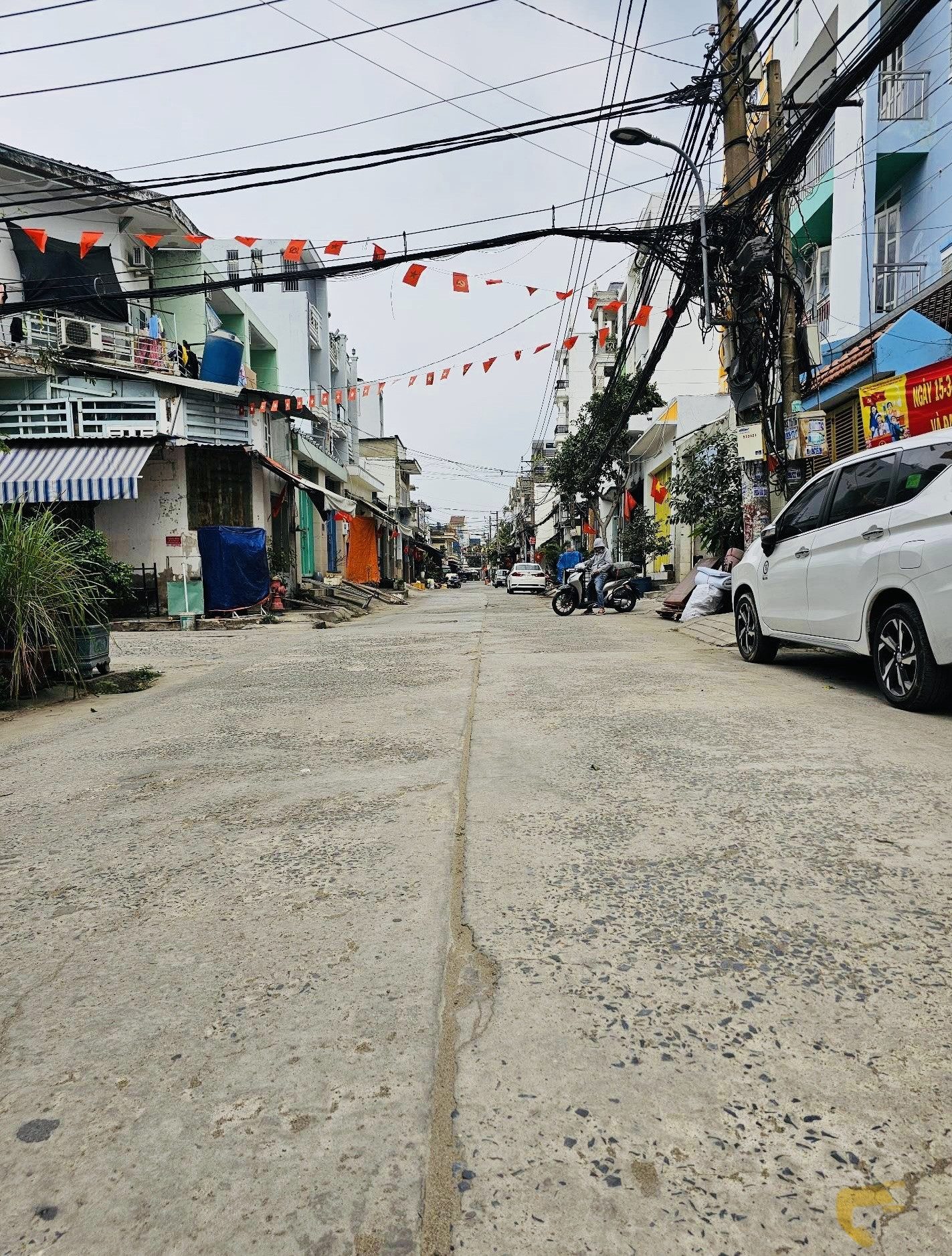 Bán nhà 3 tầng,an dương vương,an lạc,hẻm xe tải né,nhà đẹp vào ở ngay  4x17 nhỉnh 6 tỷ  (Al1)