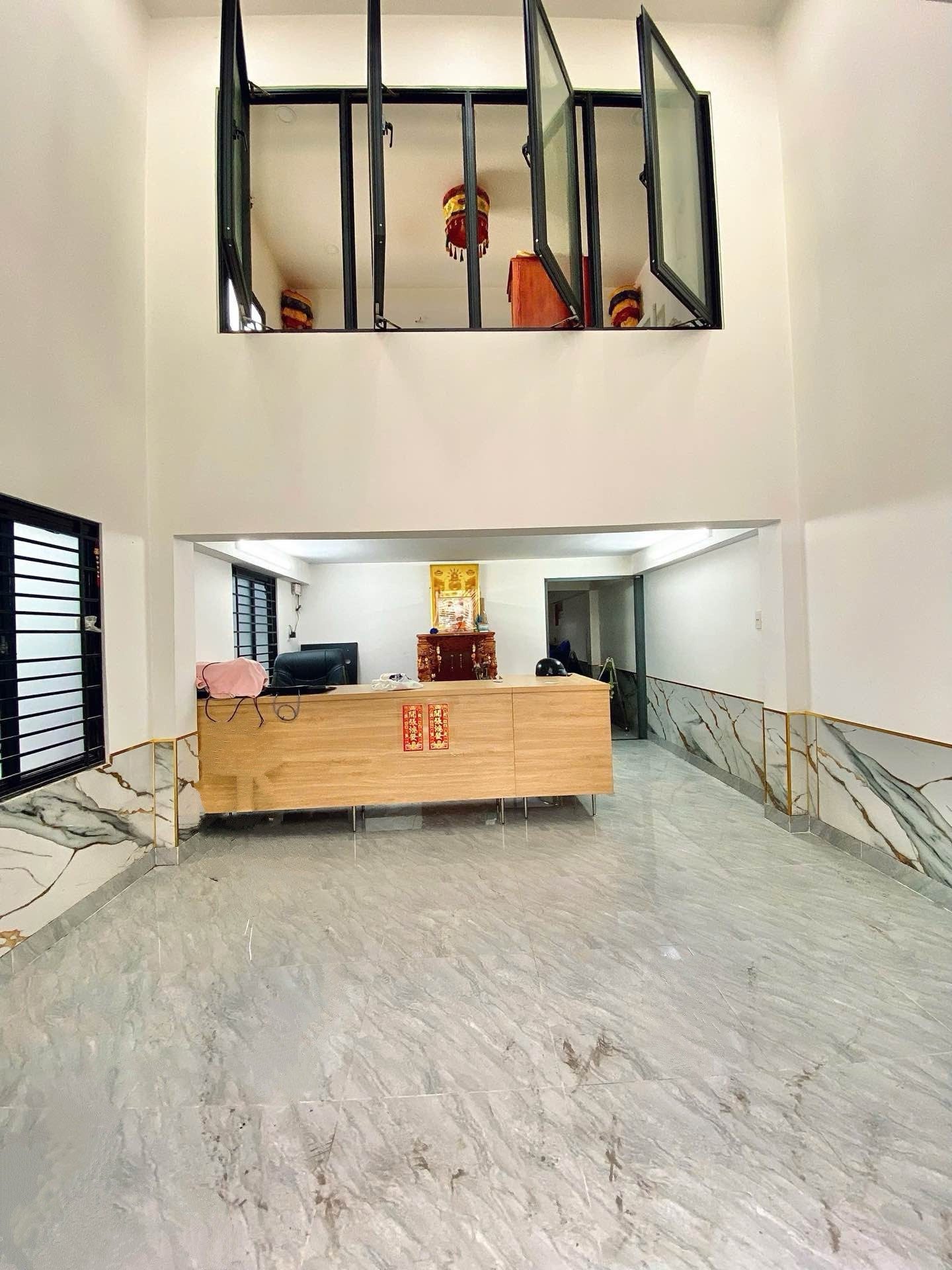Bán nhà 3 mặt tiền sát VÕ VĂN KIỆT(48M2)ô tô đỗ cửa,giá 4.55 TỶ(040426)