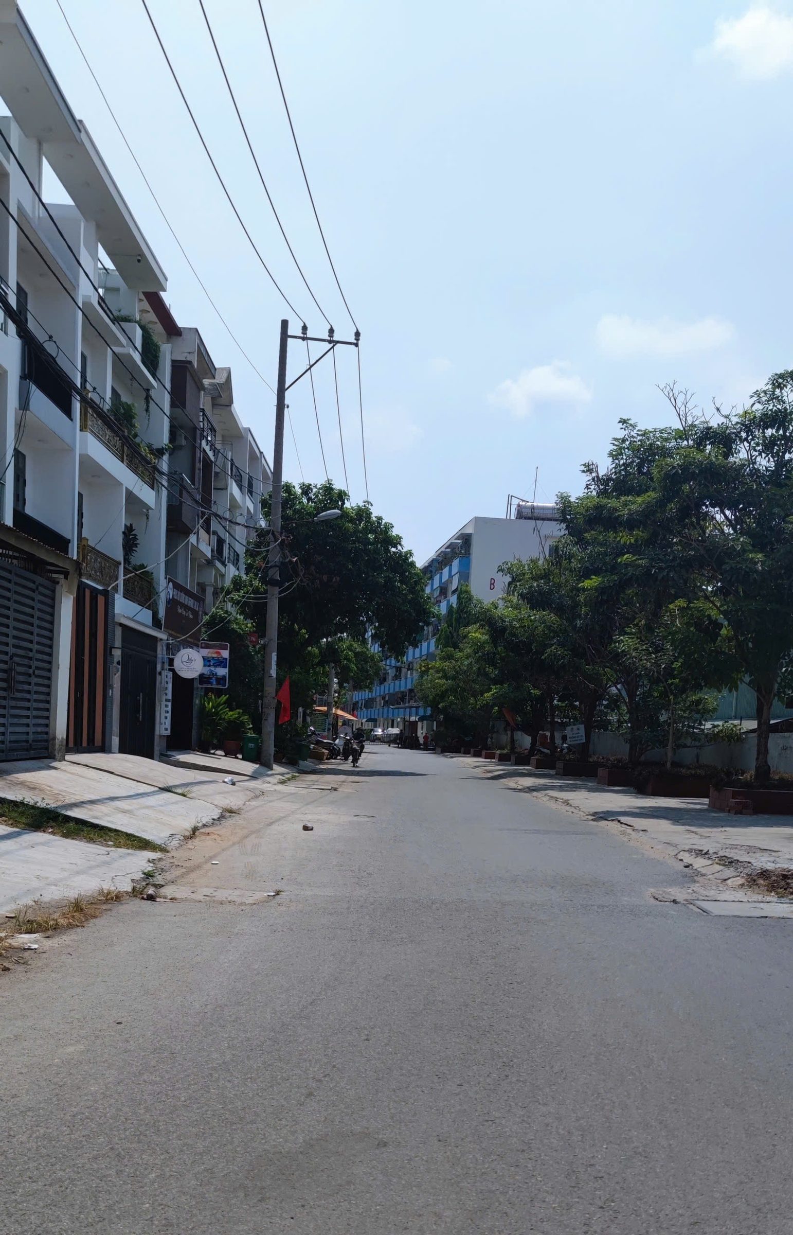 BÁN NHÀ GẦN VÕ VĂN KIỆT – NGANG 8M – HẺM Ô TÔ TẢI GIÁ GIẢM CHỈ CÒN 6,89 TỶ (G8)