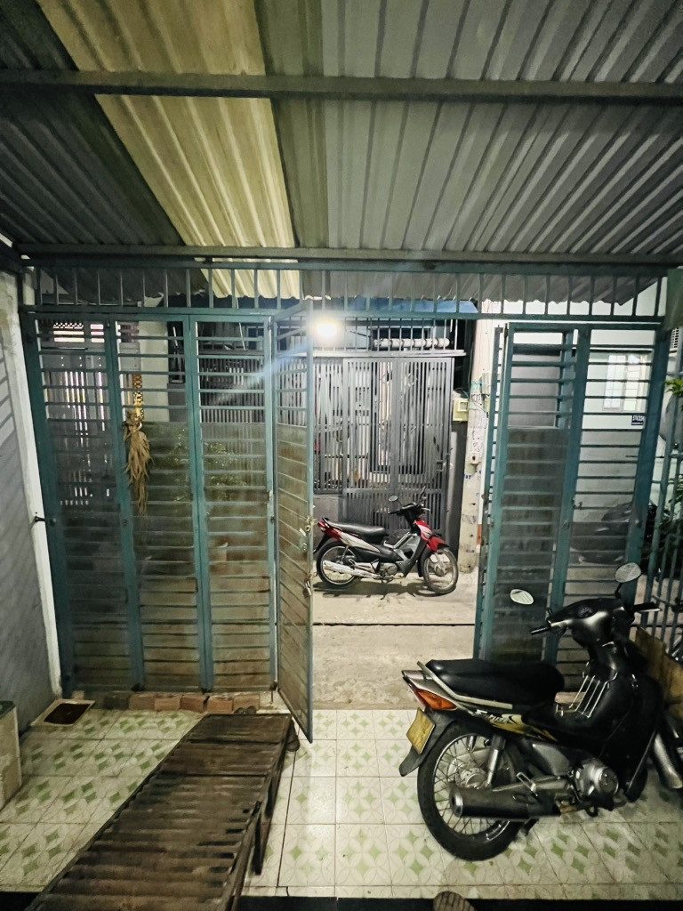 BÁN NHÀ KINH DƯƠNG VƯƠNG AN LẠC 4 TẦNG HXH TỚI CỬA 4,2x10 CHỈ 5ty4(40)