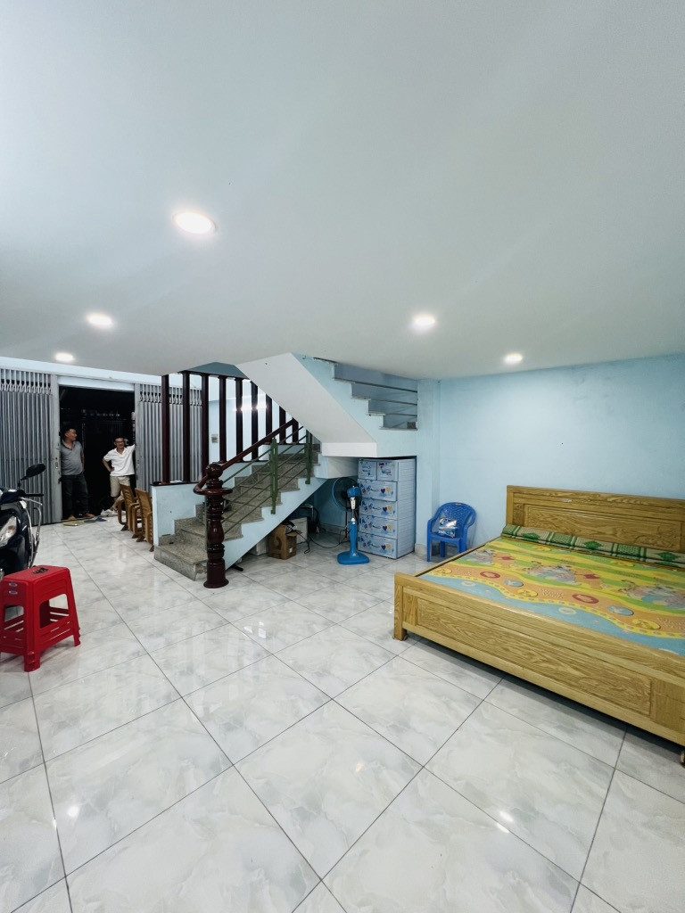 BÁN NHÀ HỒ HỌC LÃM AN LẠC 4 TẦNG HXH 4,5x11 NỞ HẬU 5,5M CHỈ HƠN 5 TỶ(B40)