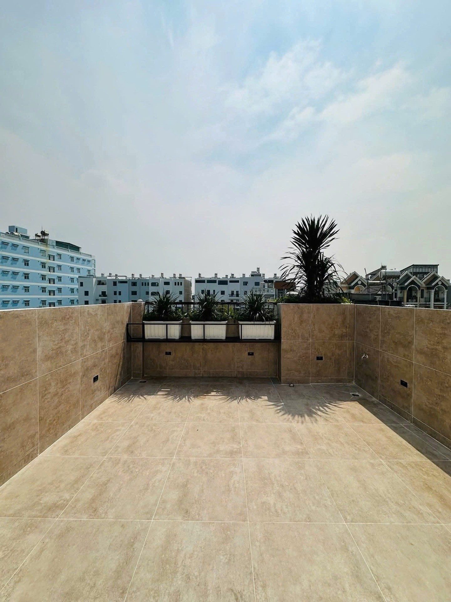 Bán nhà 4 tầng 4*12.7 hẻm 4m giá 5.55 tỷ phường An Phú Đông TP. Hồ Chí Minh