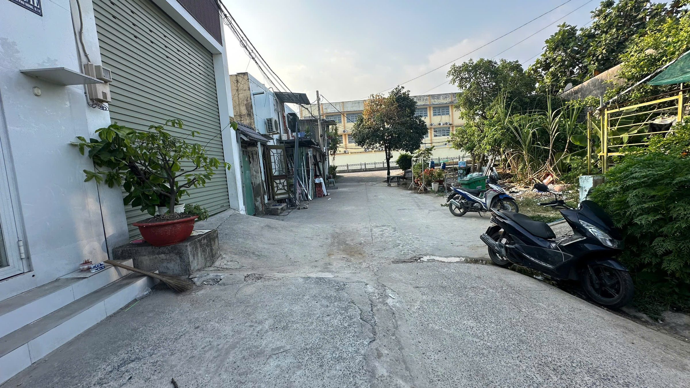 🔥 116M2 – 5.6M X 21M – 5PN – 6 TỶ – NGUYỄN THỊ NHUẦN Q12 – XE HƠI – DÒNG TIỀN ỔN ĐỊNH– TRỆT LỬNG – HOÀN CÔNG ĐẦY ĐỦ – KHÔNG QUY HOẠCH KHÔNG LỘ GIỚI.