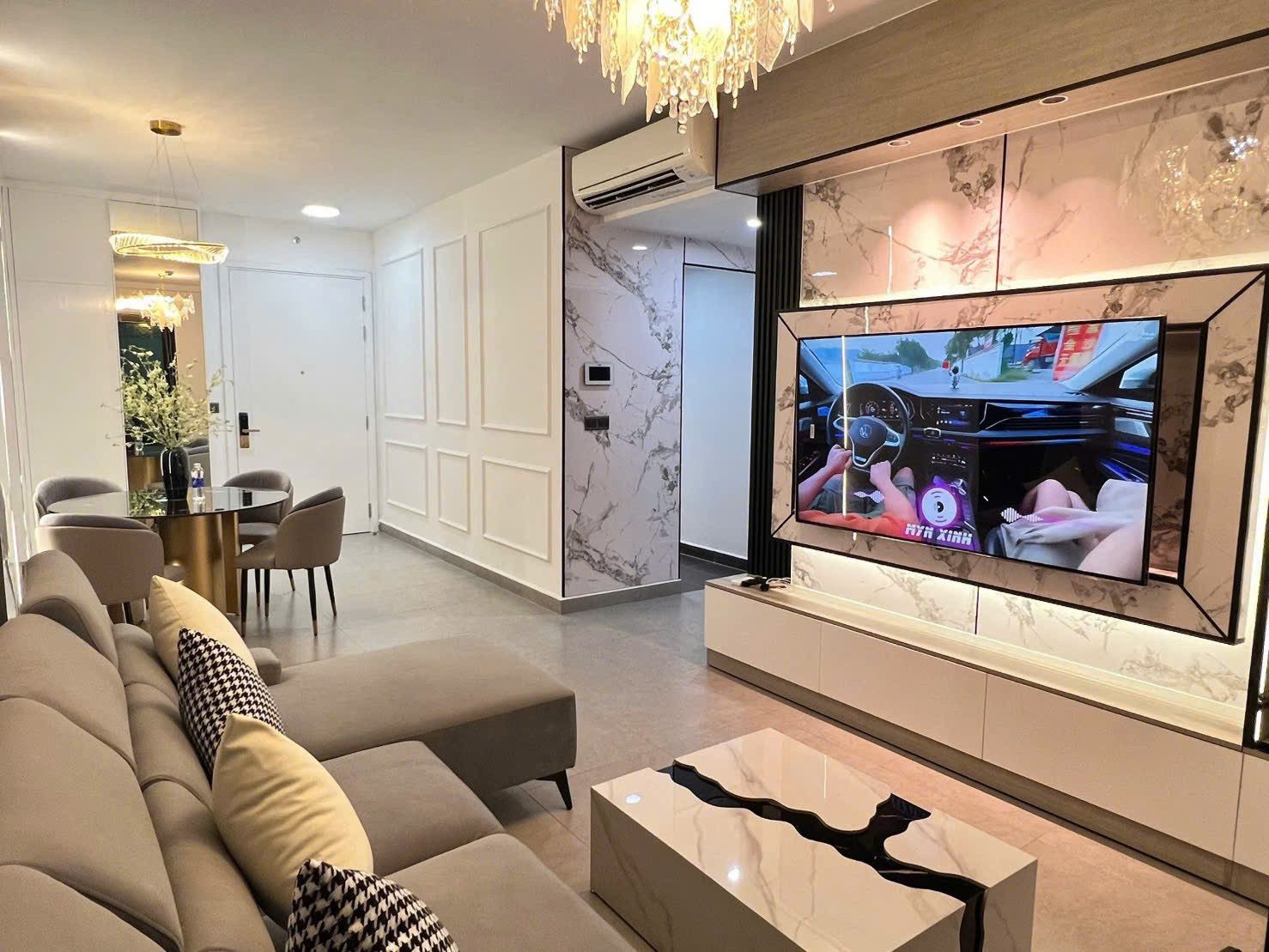 BDS HVL [NC]  CẦN BÁN Feliz En Vista 58m2 1PN giá 8 tỷ