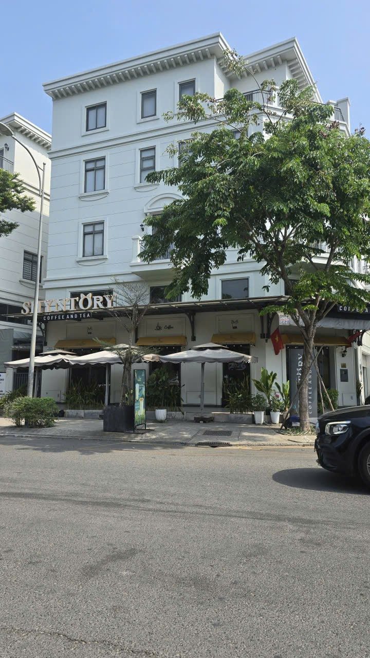 Bán căn góc 2 mặt tiền - 5PN khu Lakeview City Q2, diện tích 187m²,đối diện TTTM, có thang máy, full nội thất, có sẵn dòng tiền (0989373766)