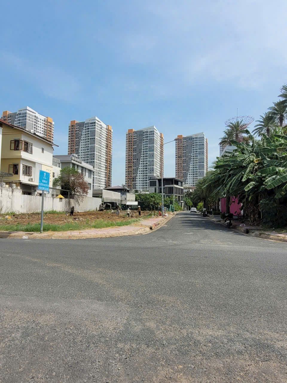 BDS HVL [NC] LÔ GÓC E1-36 THÂN VĂN NHIẾP Q2 BÁN GẤP