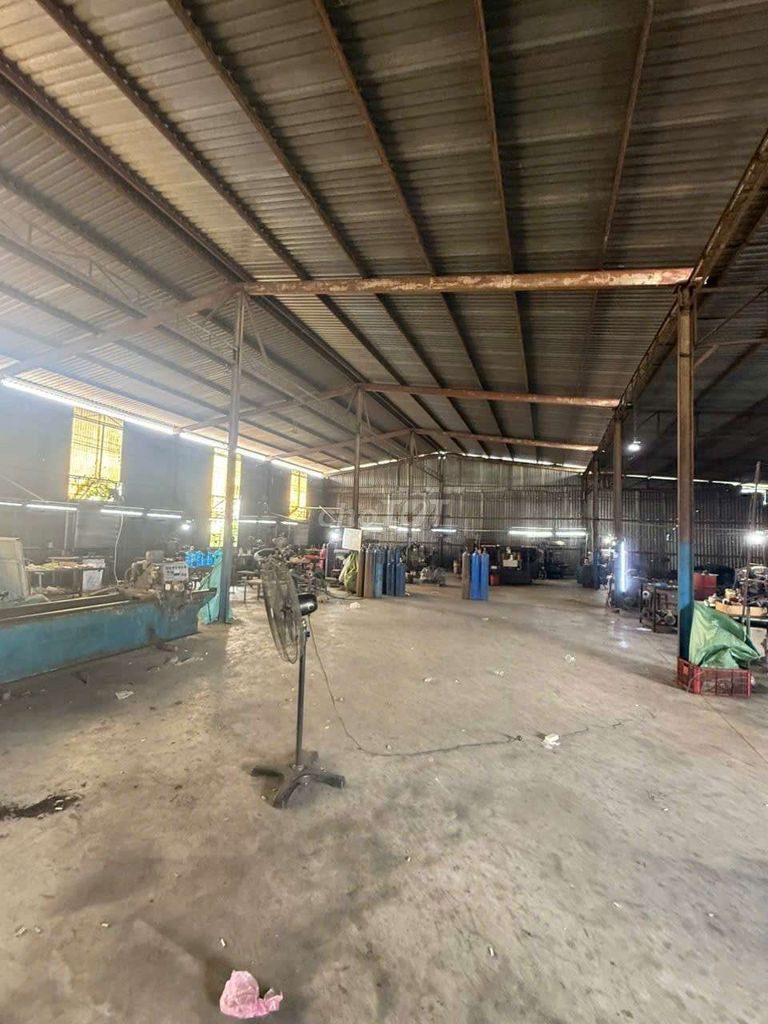 Xưởng Thuận An 2000m/90tr Đường Cont Điện Sản Xuất