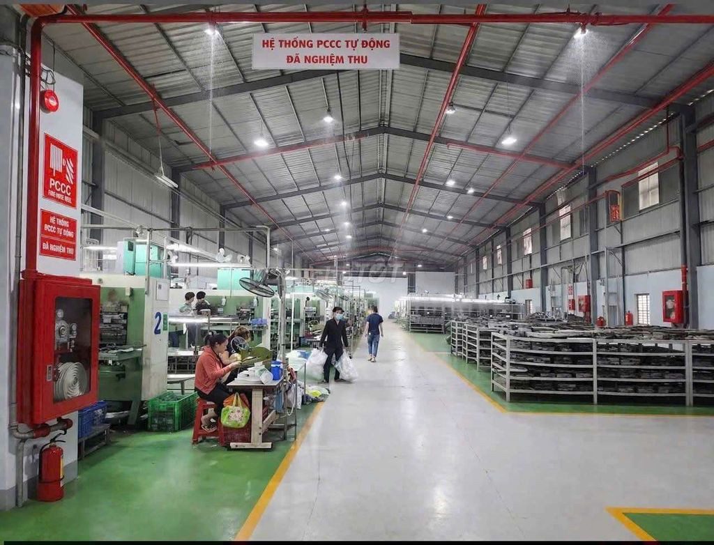 Cho thuê xưởng tổng 4000m2.Pccc tự động.Đầy đủ giấy phép.Thuận An,BD