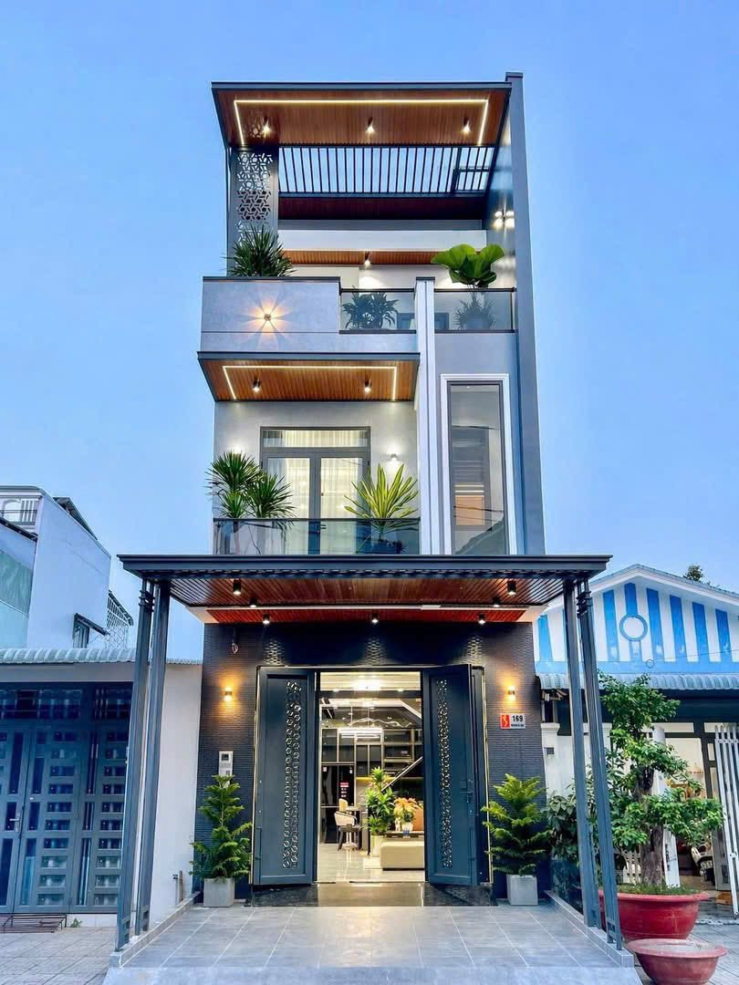 Bán nhà khu vực Thuận An, Bình Dương, DT 80m2, Giá 4tỷ230tr, Cho thuê 26tr/tháng, Sổ hồng riêng