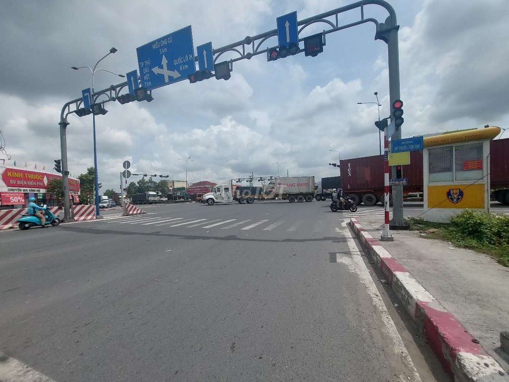 Cho thuê Kho, nhà xưởng giá 230 triệu tại - Chọn - Phường An Phú Thị xã Thuận An Bình Dương
